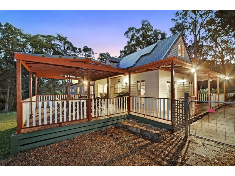 1058 Black Forest Drive, Woodend VIC 3442