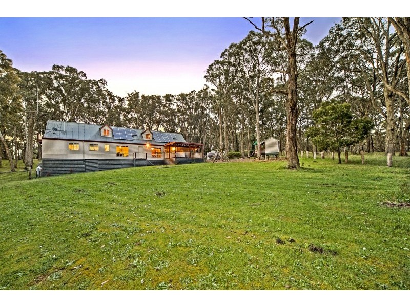1058 Black Forest Drive, Woodend VIC 3442