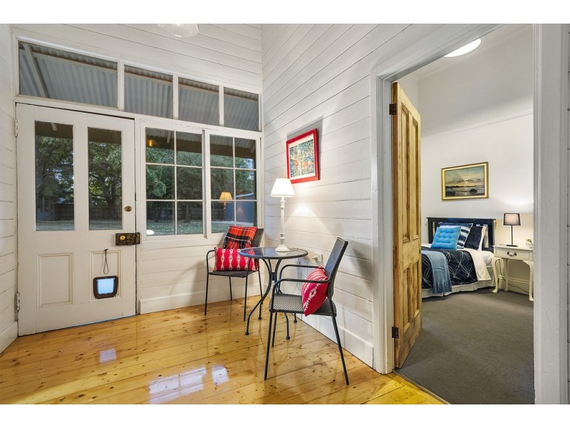 7 Noonan Grove, Woodend VIC 3442