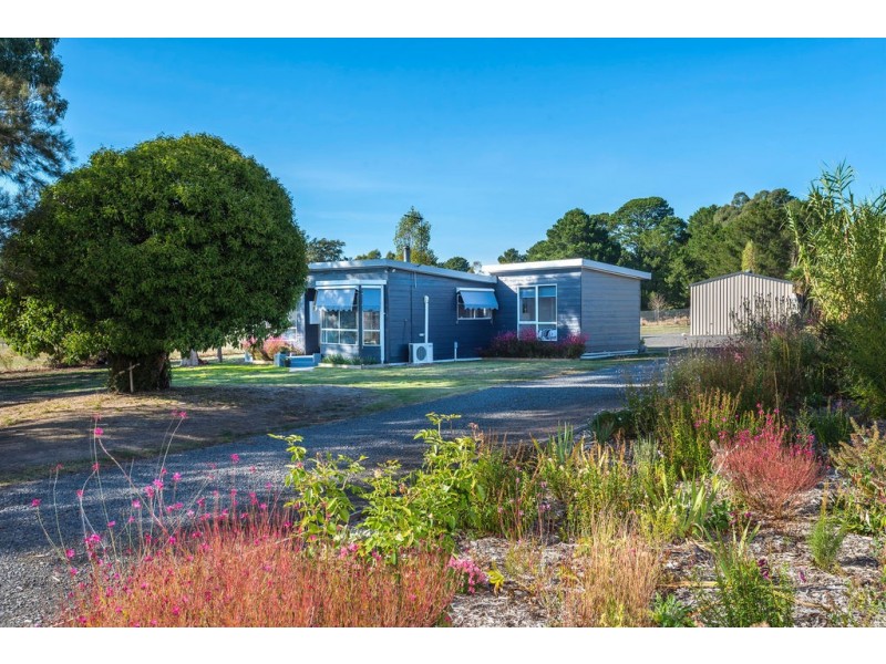 1A Thompson Street, Elphinstone VIC 3448