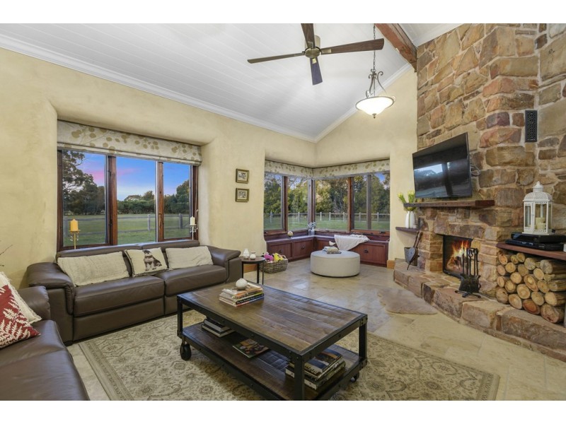 29 Marsella Court, Woodend VIC 3442