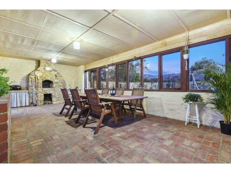 29 Marsella Court, Woodend VIC 3442