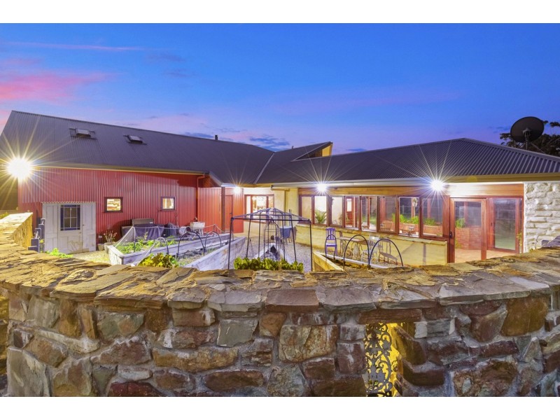 29 Marsella Court, Woodend VIC 3442