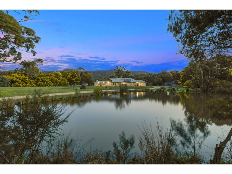 29 Marsella Court, Woodend VIC 3442