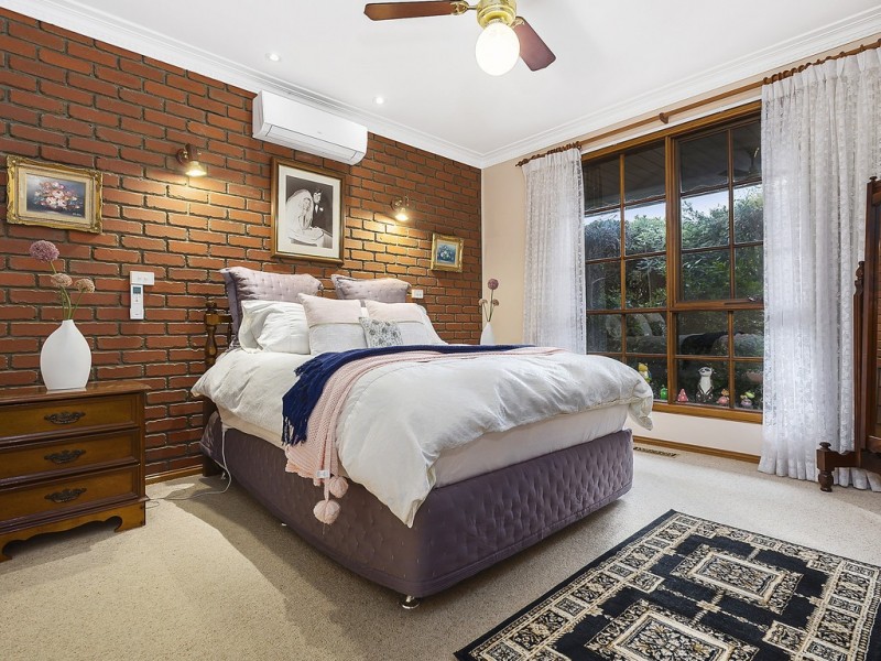 9 Timber Lane, Woodend VIC 3442