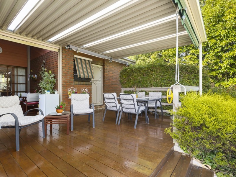 9 Timber Lane, Woodend VIC 3442