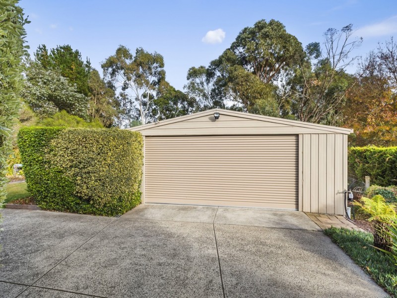 9 Timber Lane, Woodend VIC 3442