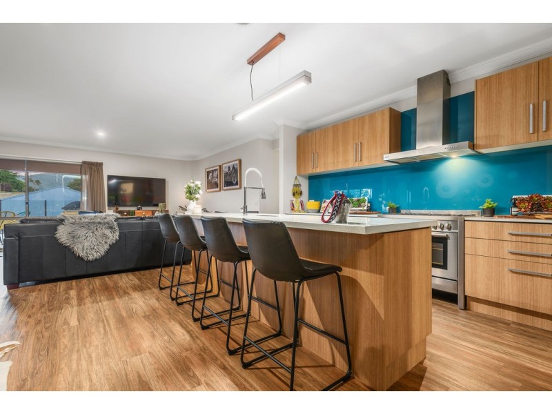 35 Washington Lane, Woodend VIC 3442