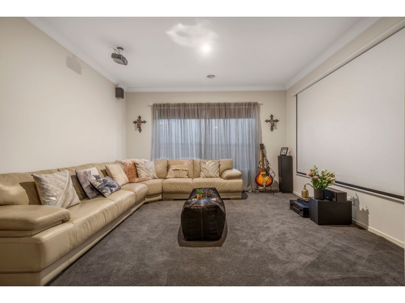 35 Washington Lane, Woodend VIC 3442
