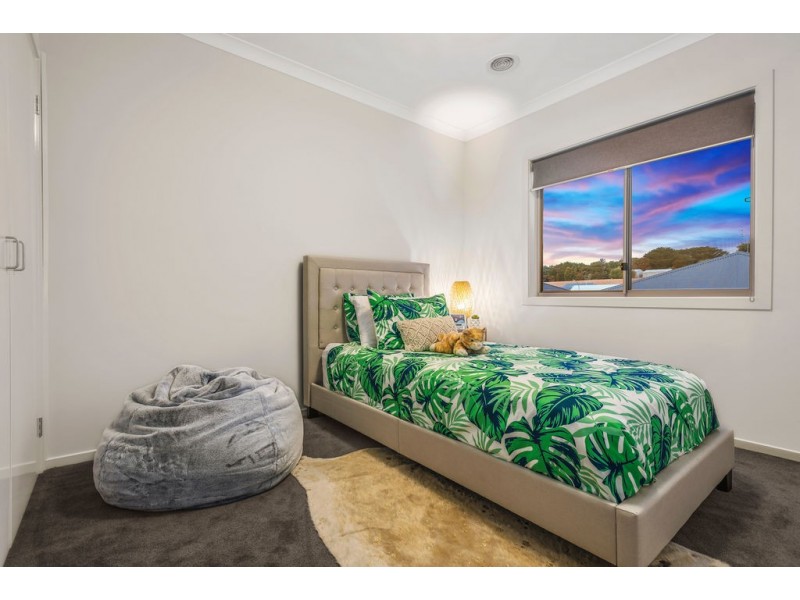 35 Washington Lane, Woodend VIC 3442