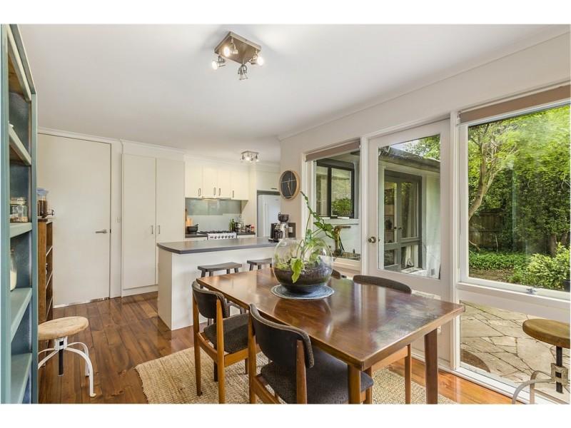 9 Noonan Grove, Woodend VIC 3442