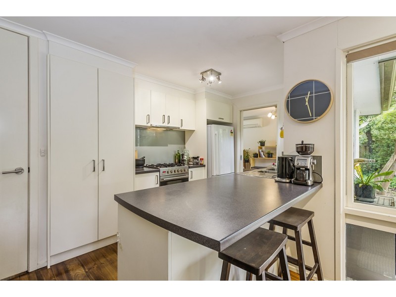 9 Noonan Grove, Woodend VIC 3442
