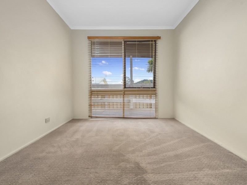 9 Anne Road, Woodend VIC 3442