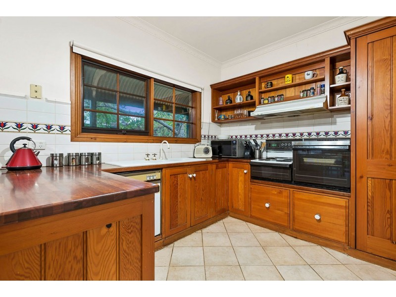 9A Collier Street, Woodend VIC 3442