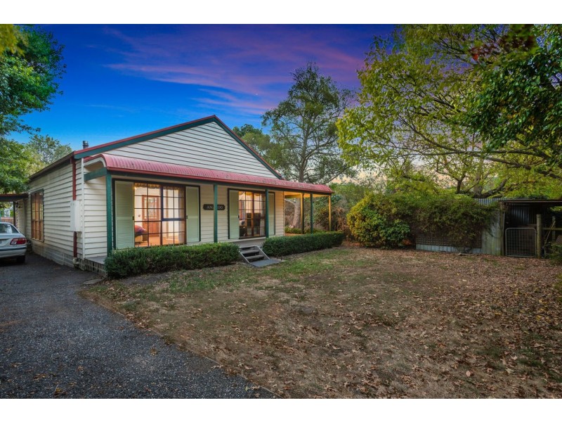 9A Collier Street, Woodend VIC 3442