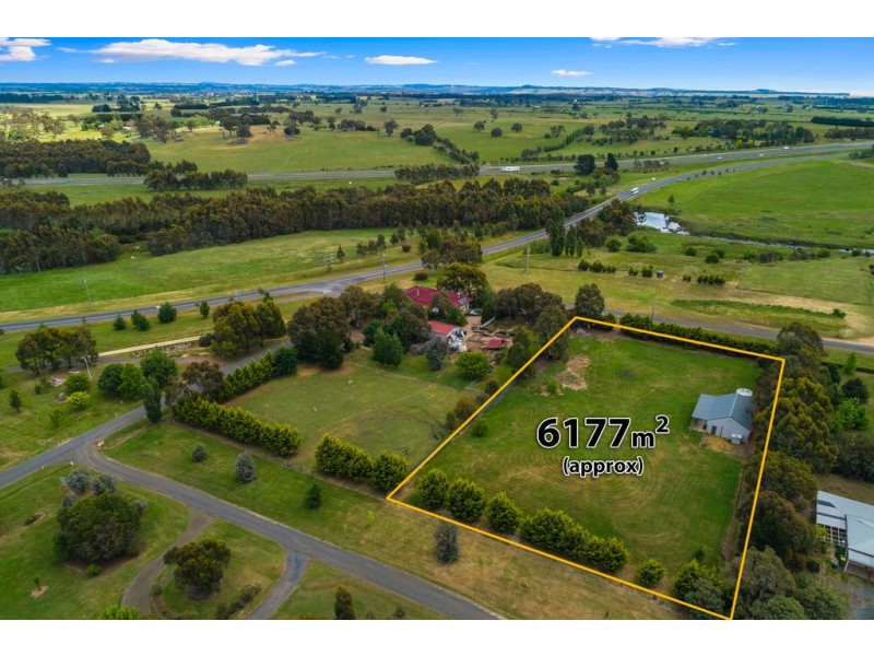 8 Ebden Street, Carlsruhe VIC 3442