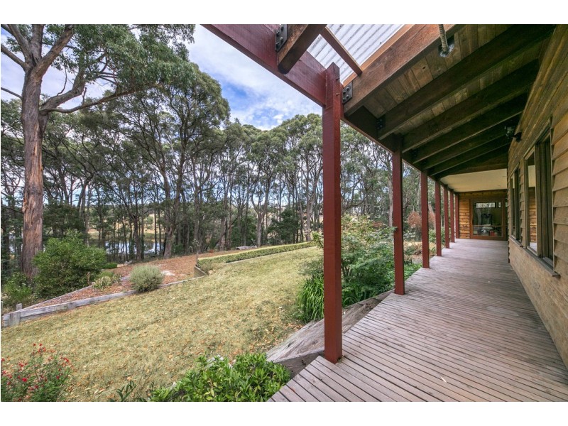 1002 Blackforest Drive, Woodend VIC 3442