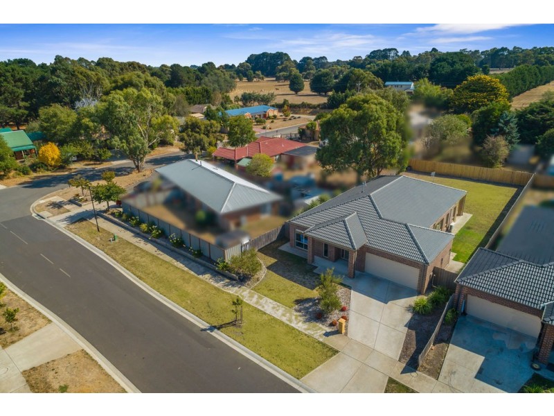 42 Tree Change Way, Woodend VIC 3442