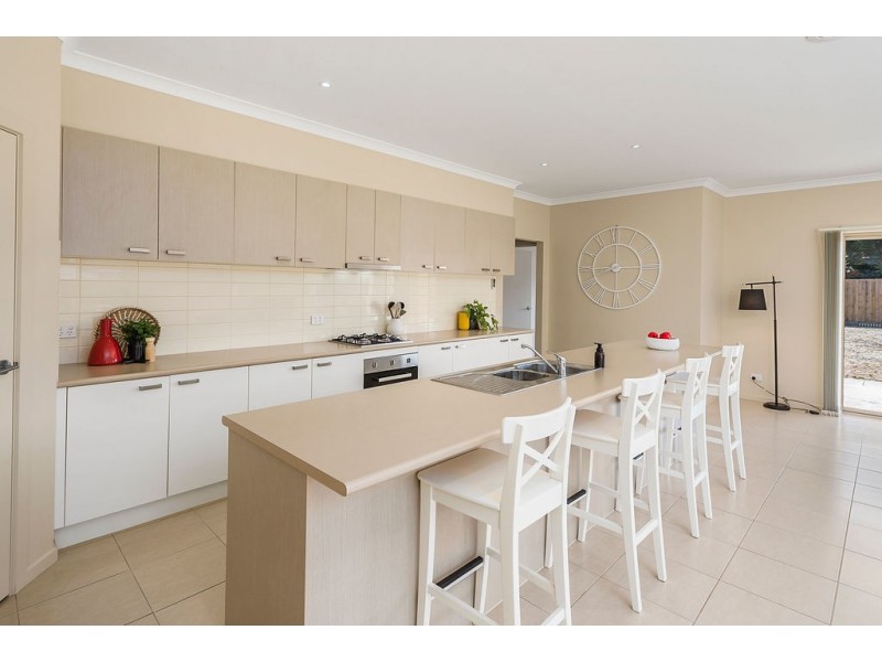 42 Tree Change Way, Woodend VIC 3442