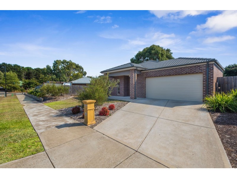 42 Tree Change Way, Woodend VIC 3442