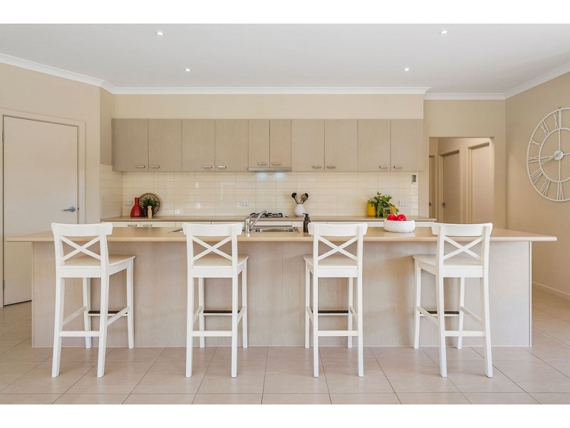42 Tree Change Way, Woodend VIC 3442