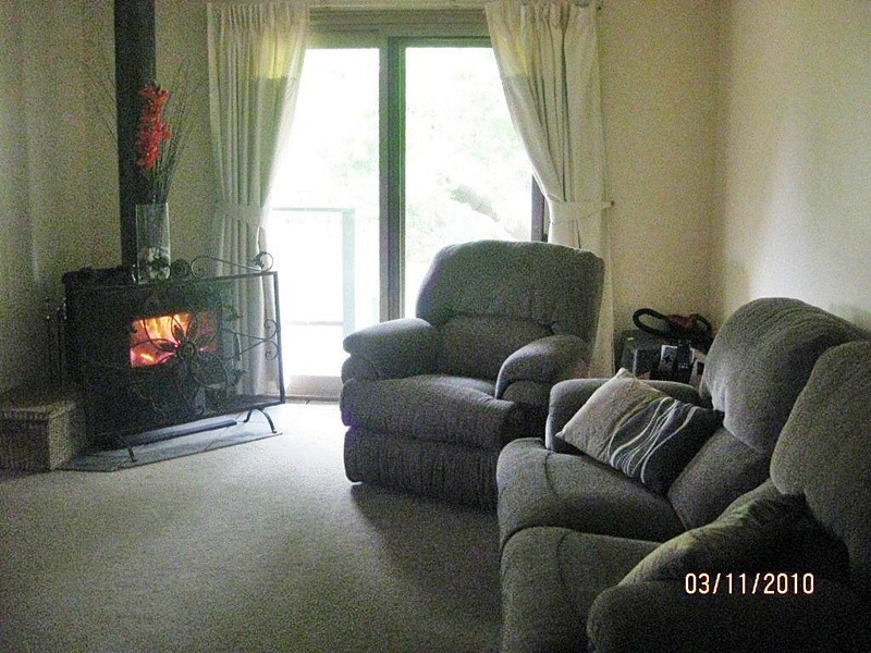 43 CLOWES STREET*, Woodend VIC 3442