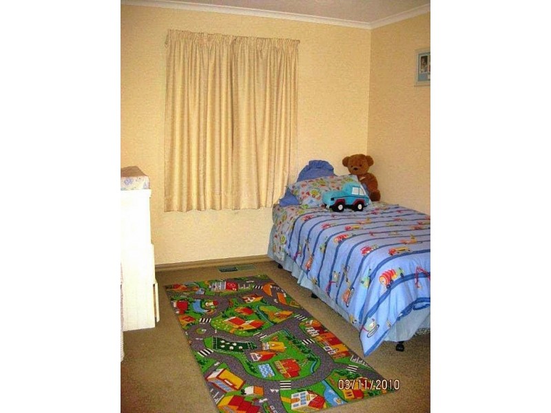 43 CLOWES STREET*, Woodend VIC 3442