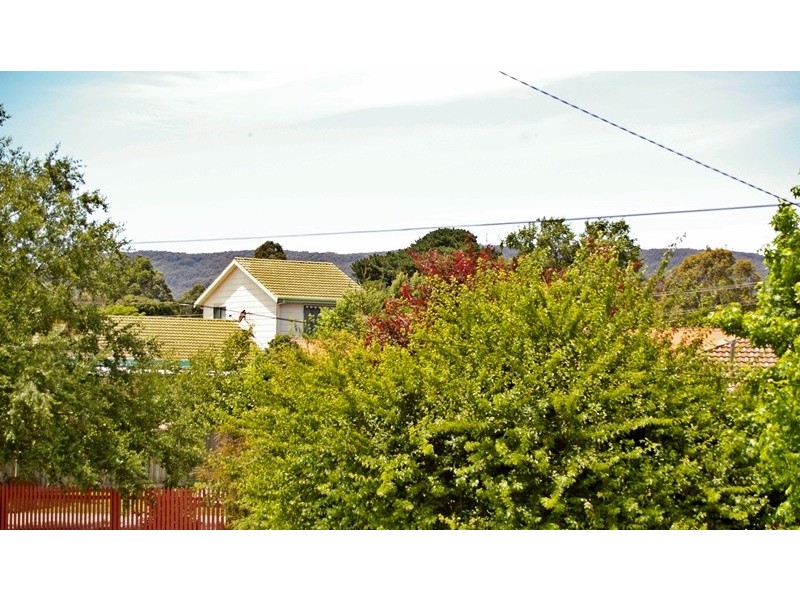 6 Arnold Court, Woodend VIC 3442