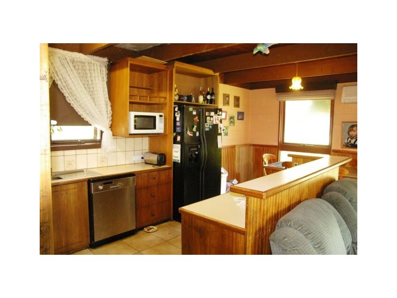 36 Ashbourne Road, Woodend VIC 3442