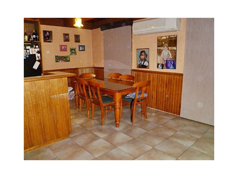 36 Ashbourne Road, Woodend VIC 3442