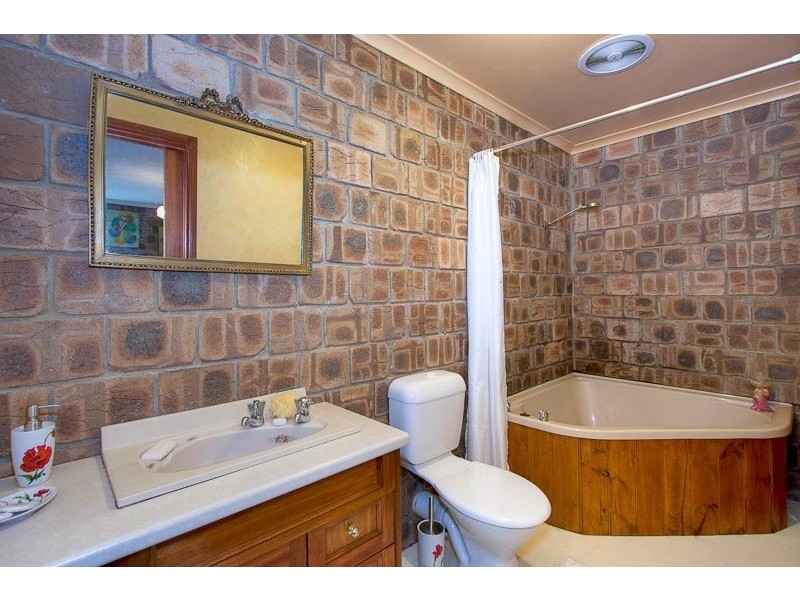 74 Kellett Road, Woodend VIC 3442