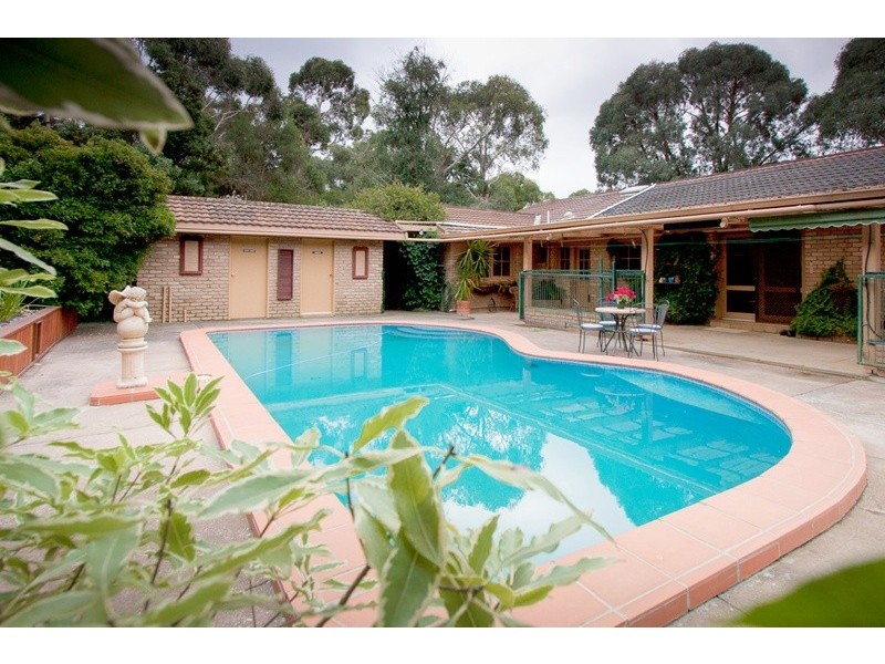 237 Mt. Macedon Road, Macedon VIC 3440