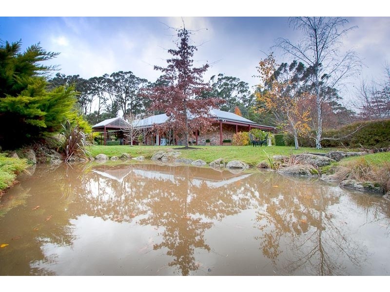 50 TWEDDLE LANE, Woodend VIC 3442