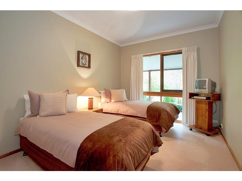 50 TWEDDLE LANE, Woodend VIC 3442