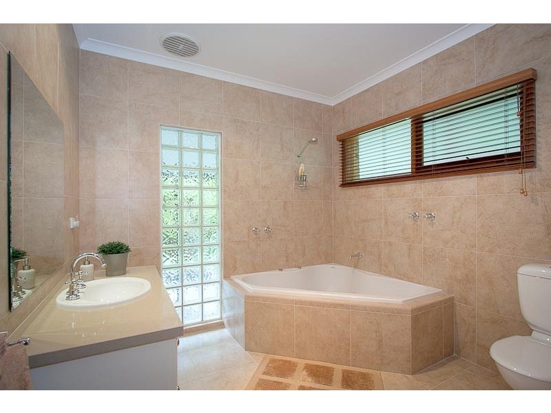 50 TWEDDLE LANE, Woodend VIC 3442