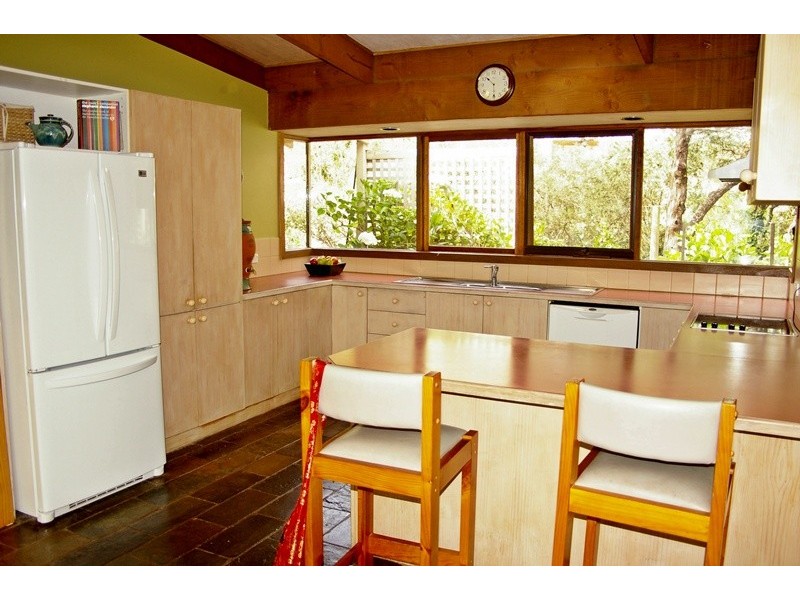 8 Goldies Lane, Woodend VIC 3442