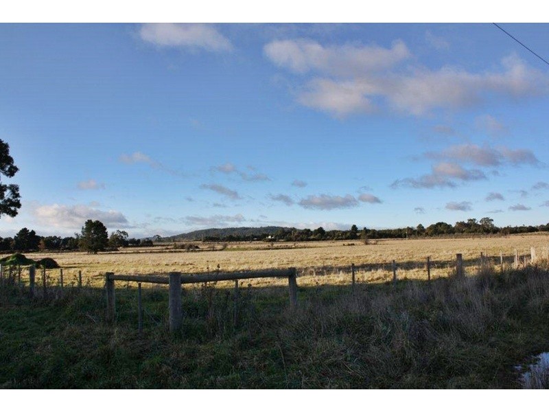 78 Old Lancefield Road, Woodend VIC 3442