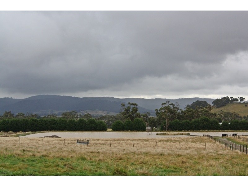 51 BOLGERS LANE, Newham VIC 3442