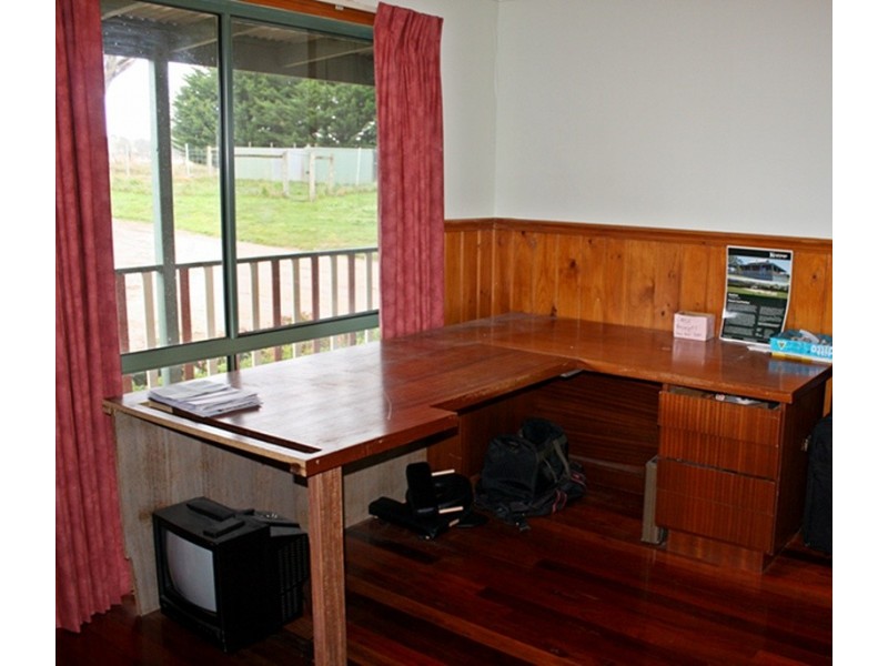 51 BOLGERS LANE, Newham VIC 3442