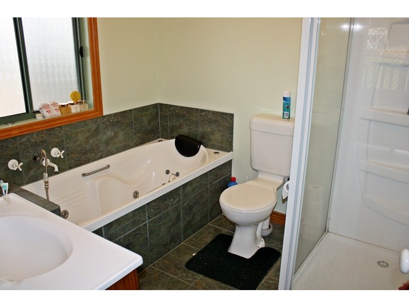 51 BOLGERS LANE, Newham VIC 3442