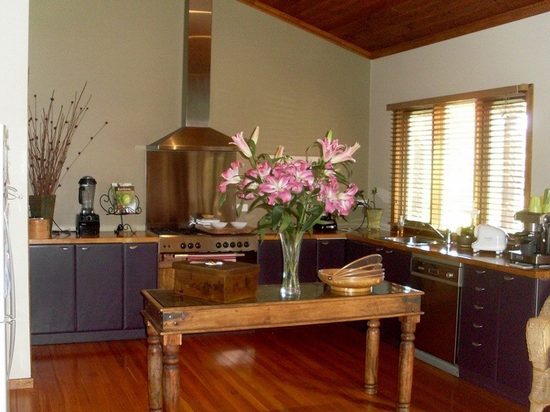 24 Walkers Road, Woodend VIC 3442