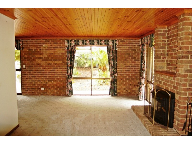 157 Slatey Creek Road, Woodend VIC 3442