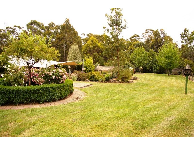 157 Slatey Creek Road, Woodend VIC 3442