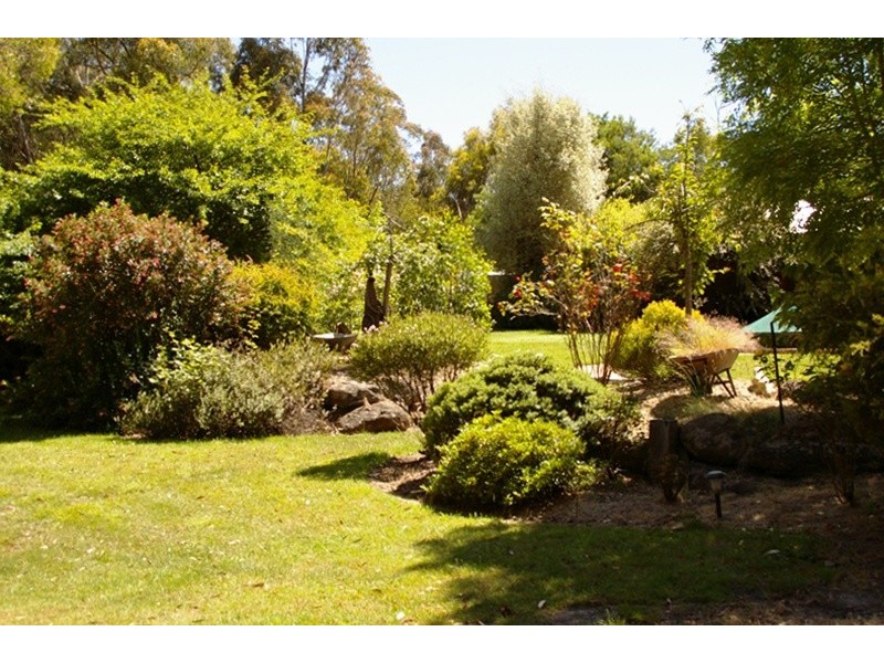157 Slatey Creek Road, Woodend VIC 3442