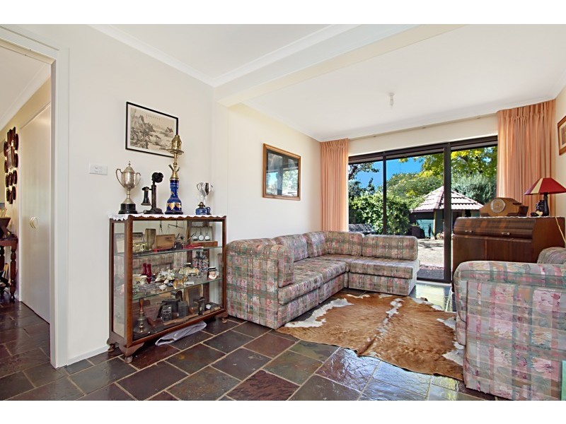 5  James Court, Woodend VIC 3442