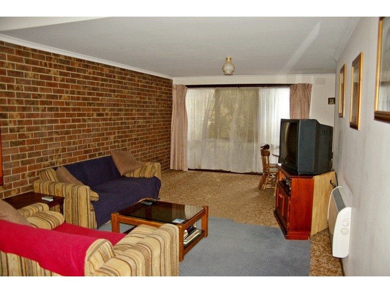 Unit 7 – 55 Anslow Street, Woodend VIC 3442