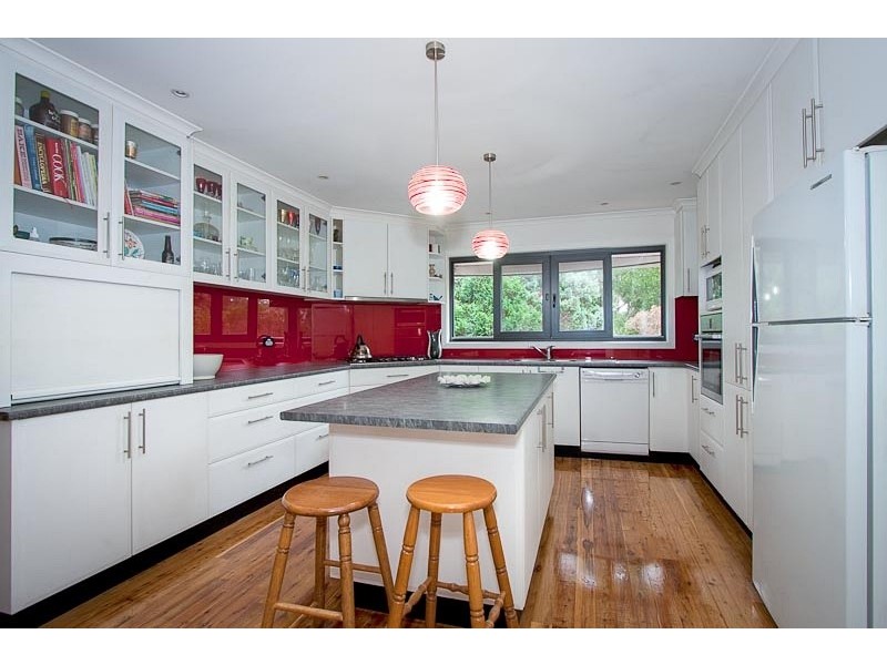 40 Henshalls Road, Woodend VIC 3442