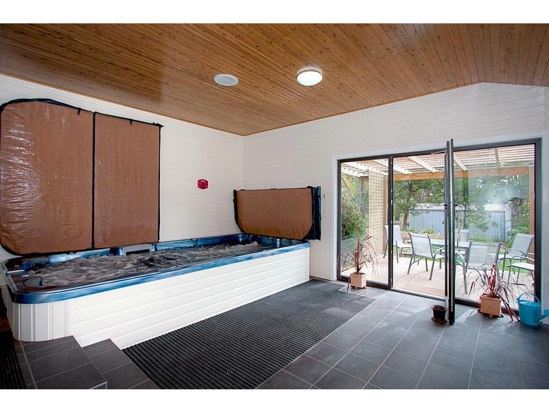 40 Henshalls Road, Woodend VIC 3442