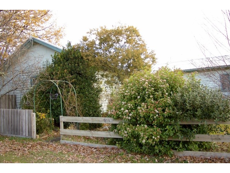 1909 Mount Macedon Road, Woodend VIC 3442