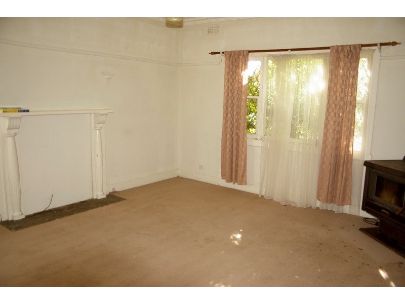 1909 Mount Macedon Road, Woodend VIC 3442